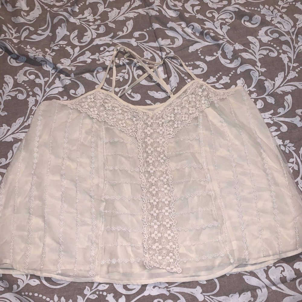 american eagle cream tank top large